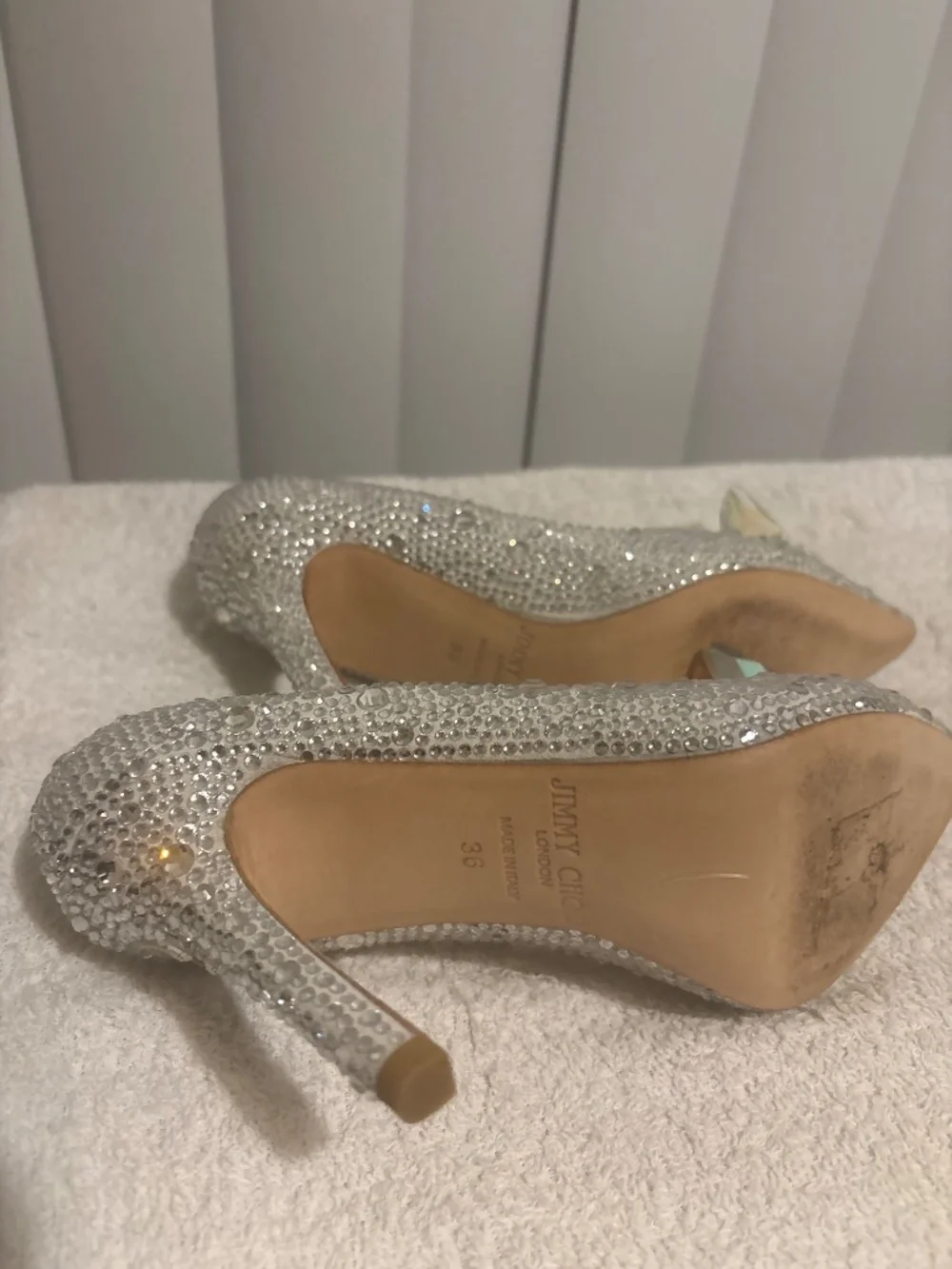 Jimmy Choo Women’s Crystal Covered Pointed Cinderella Toe Pumps US Size 5.5-6 - Picture 6 of 6